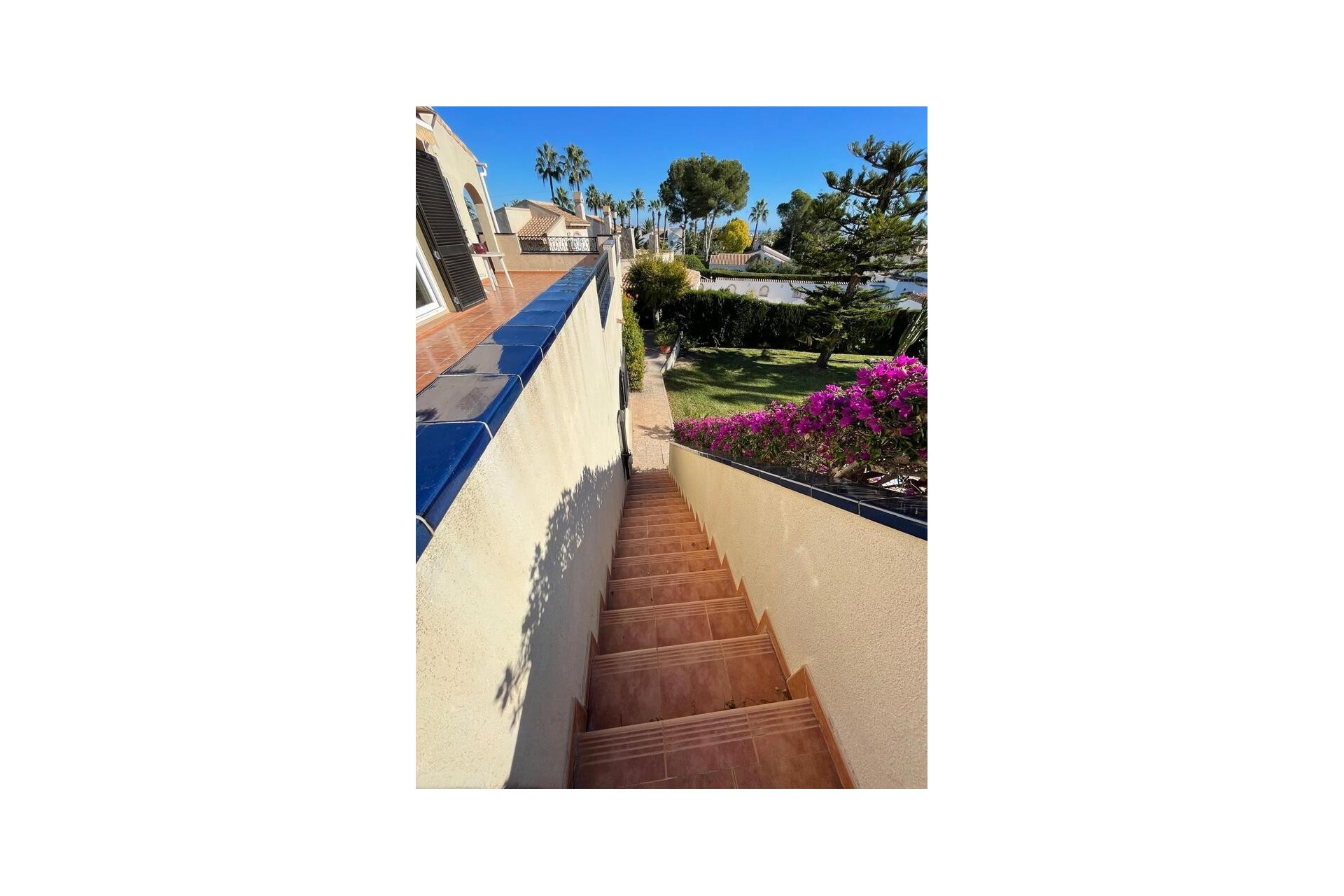 Brukt - Villa -
Villamartin - Costa Blanca