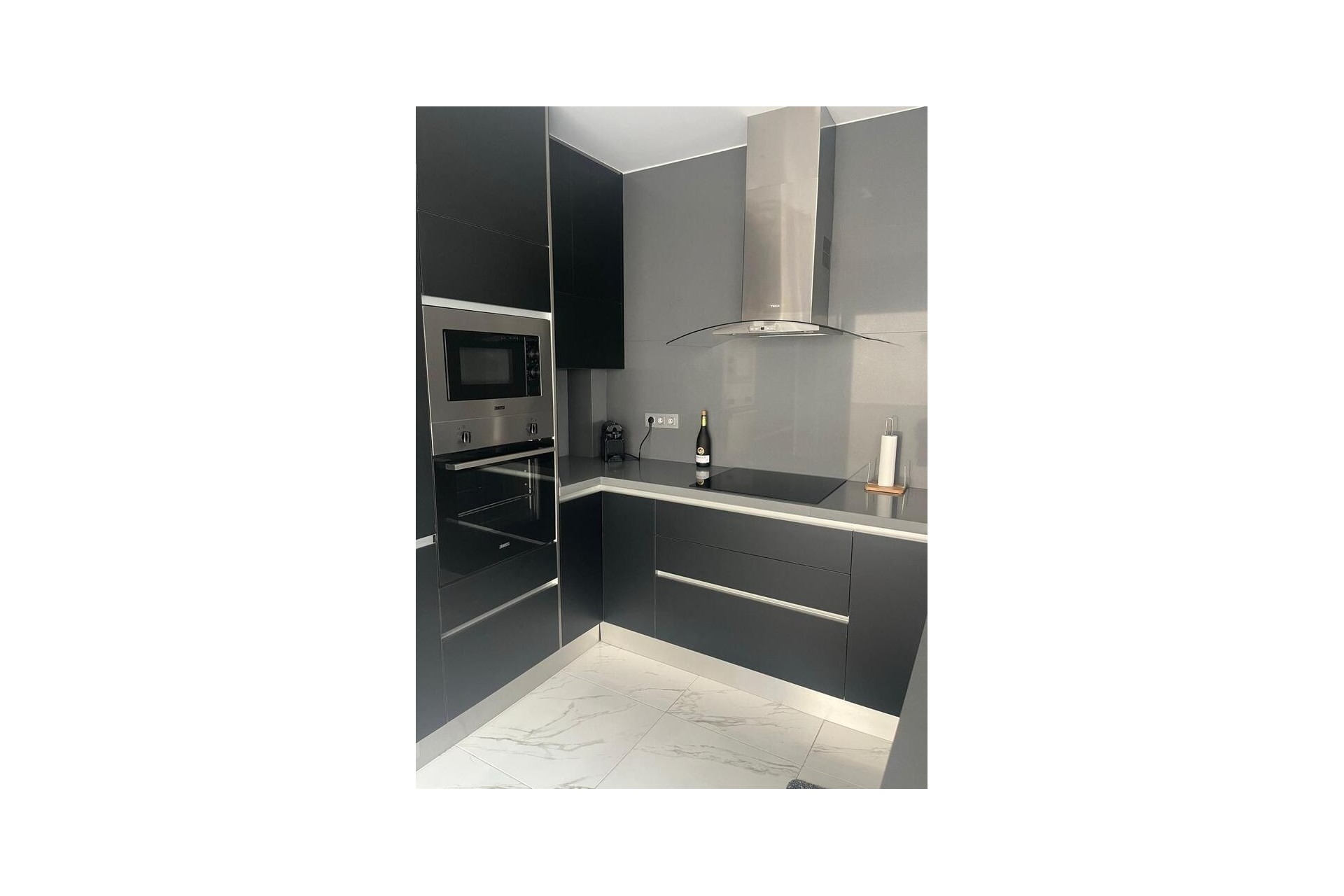 Brukt - Villa -
Villamartin - Costa Blanca