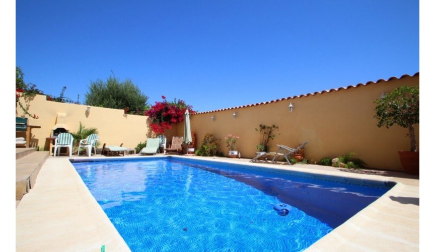 Brukt - Villa -
Villamartin - Costa Blanca