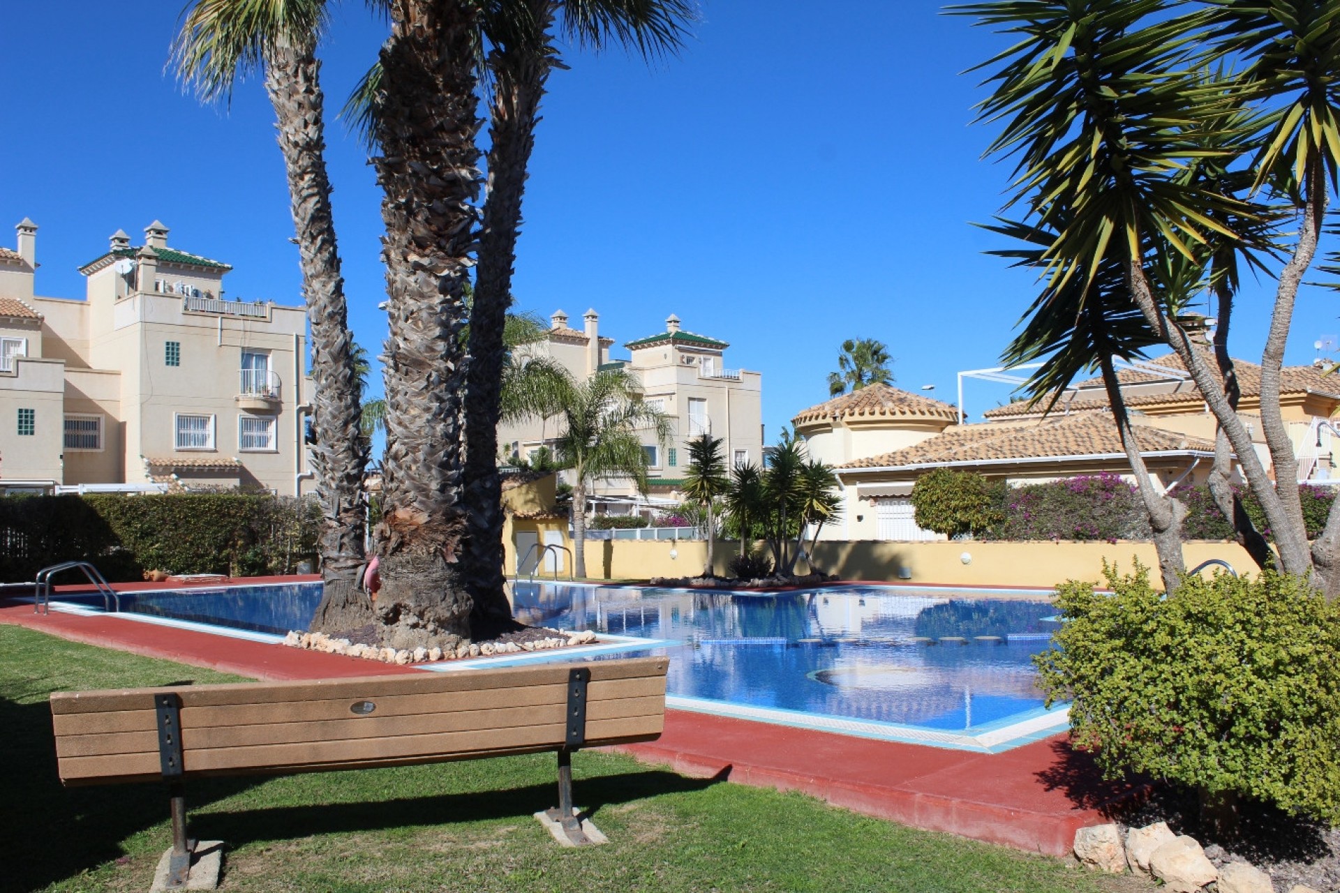 Brukt - Villa -
Villamartin - Costa Blanca
