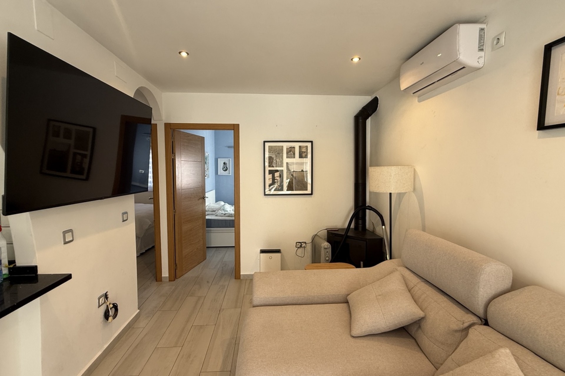 Brukt - Villa -
Villamartin - Costa Blanca