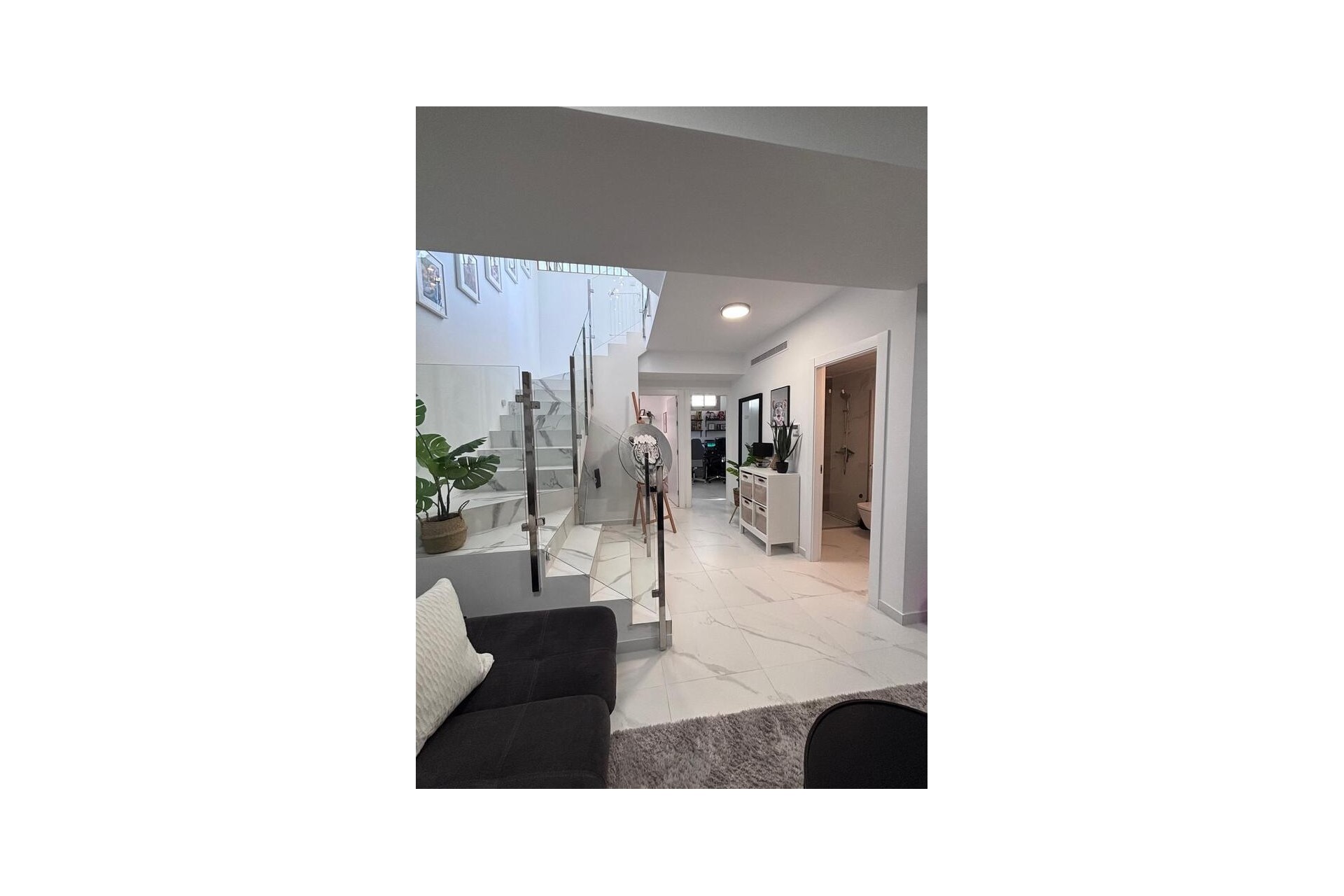 Brukt - Villa -
Villamartin - Costa Blanca