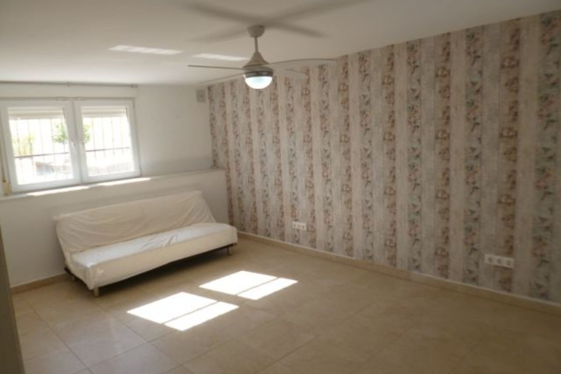 Brukt - Villa -
Villamartin - Costa Blanca