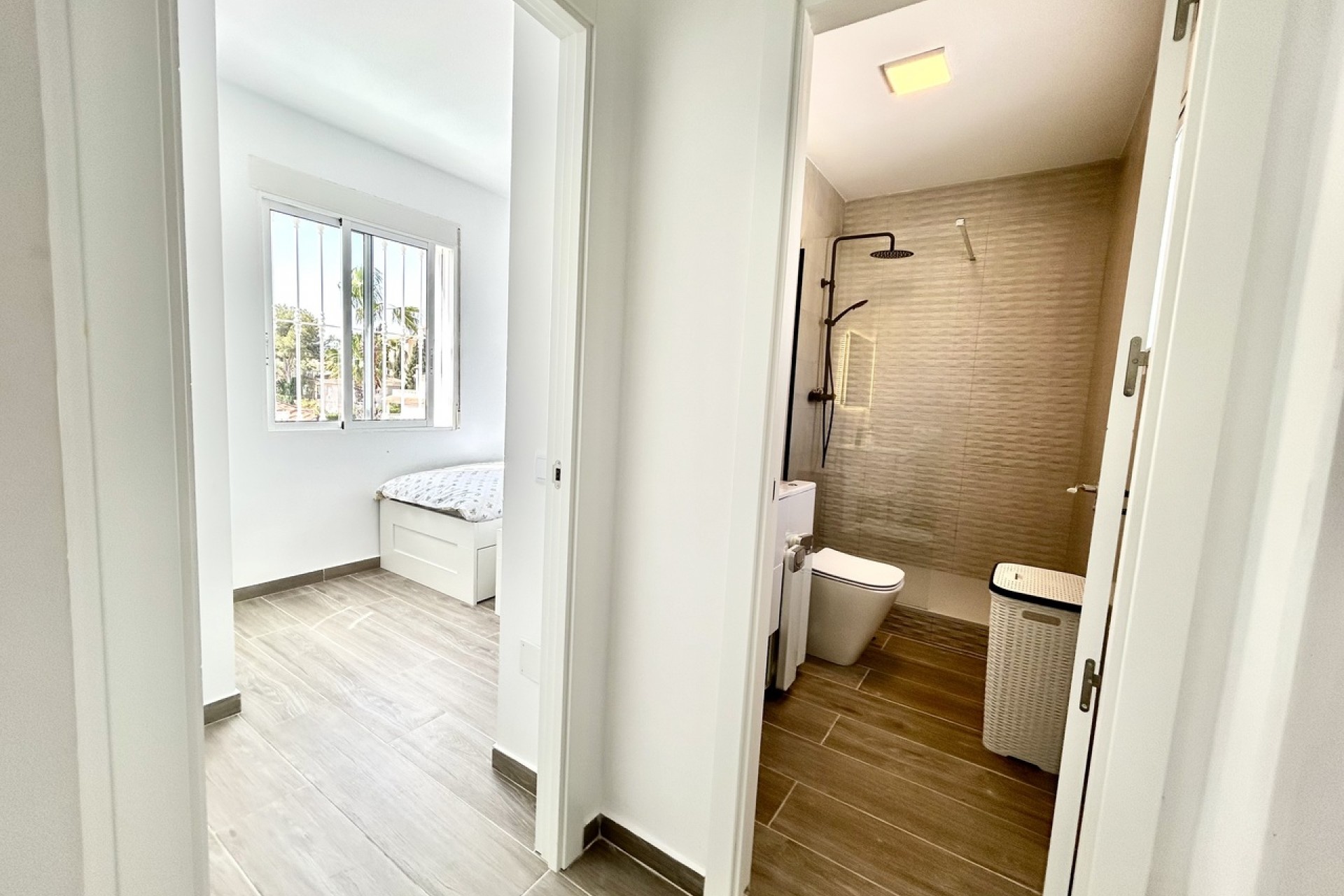 Brukt - Villa -
Villamartin - Costa Blanca