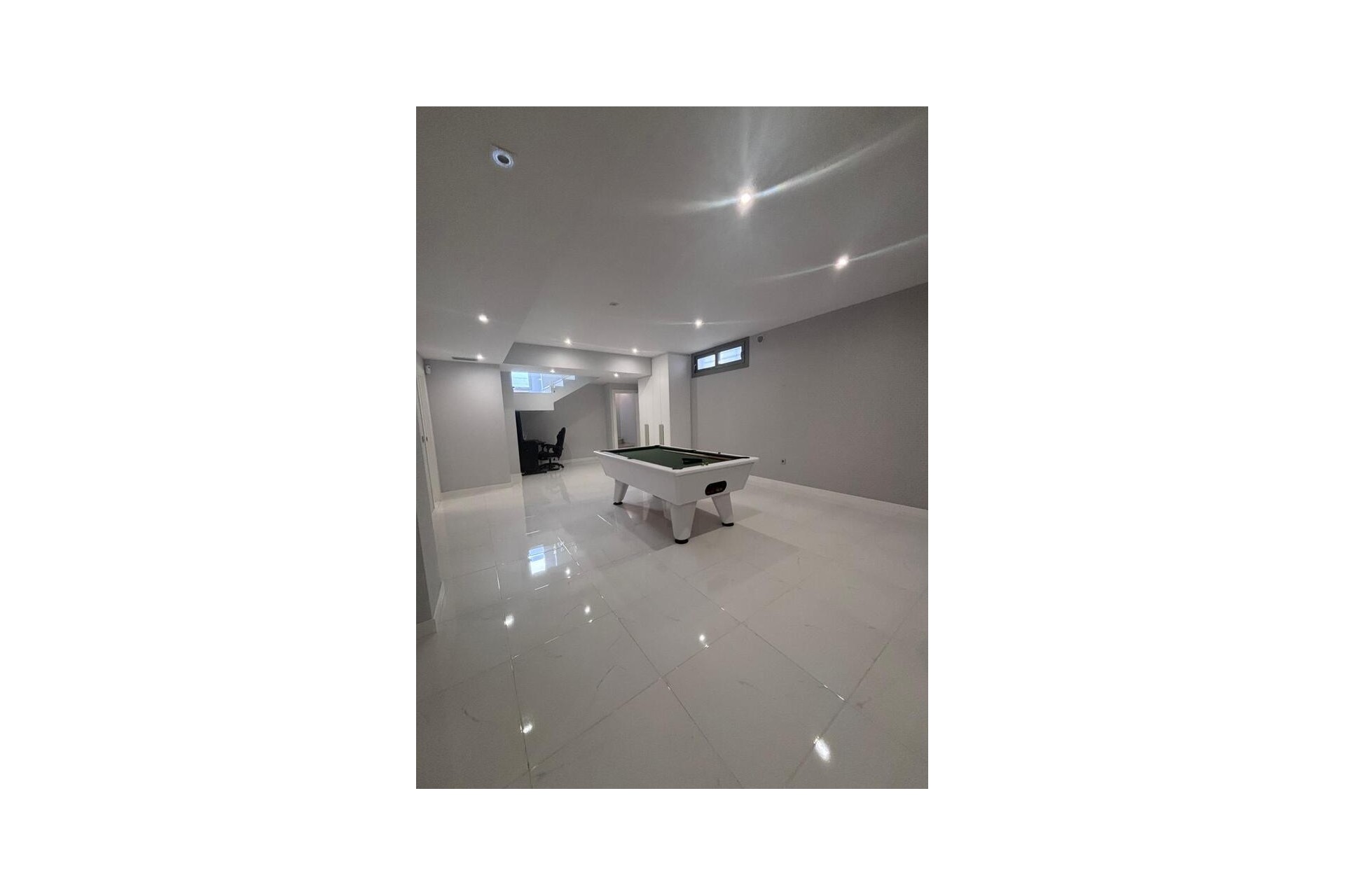 Brukt - Villa -
Villamartin - Costa Blanca
