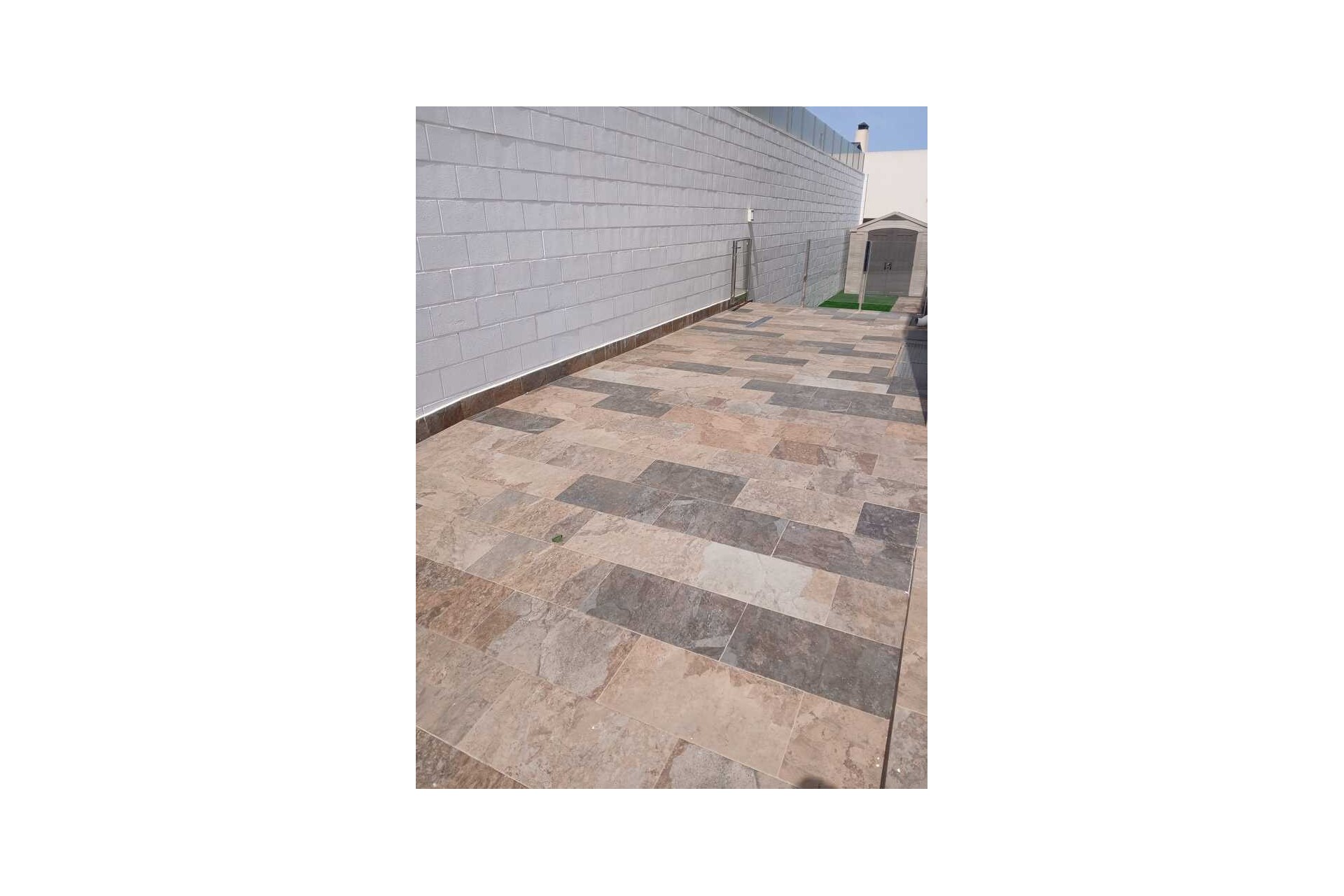 Brukt - Villa -
Villamartin - Costa Blanca