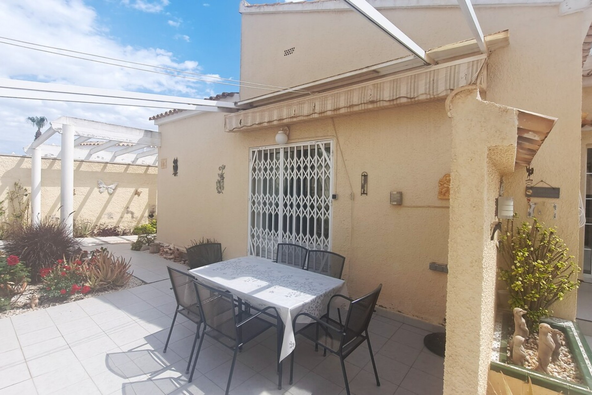 Brukt - Villa -
Villamartin - Costa Blanca
