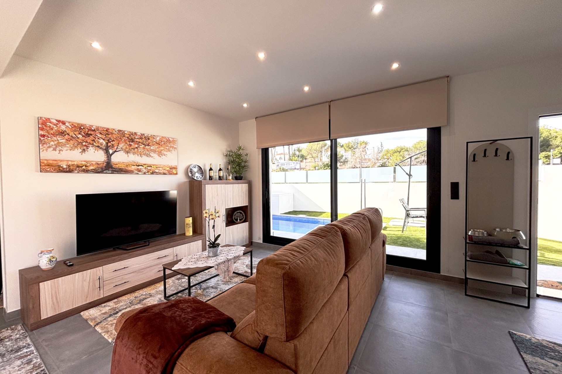 Brukt - Villa -
Villamartin - Costa Blanca