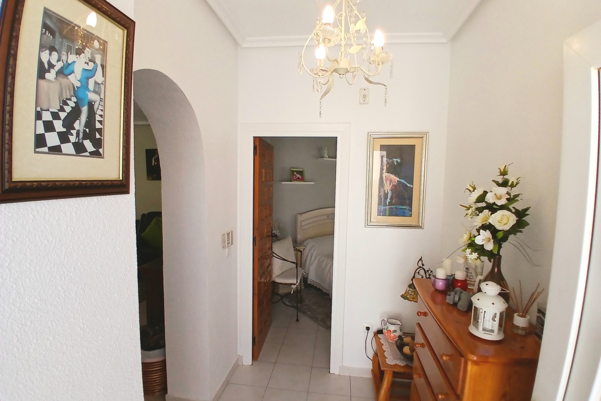 Brukt - Villa -
Villamartin - Costa Blanca