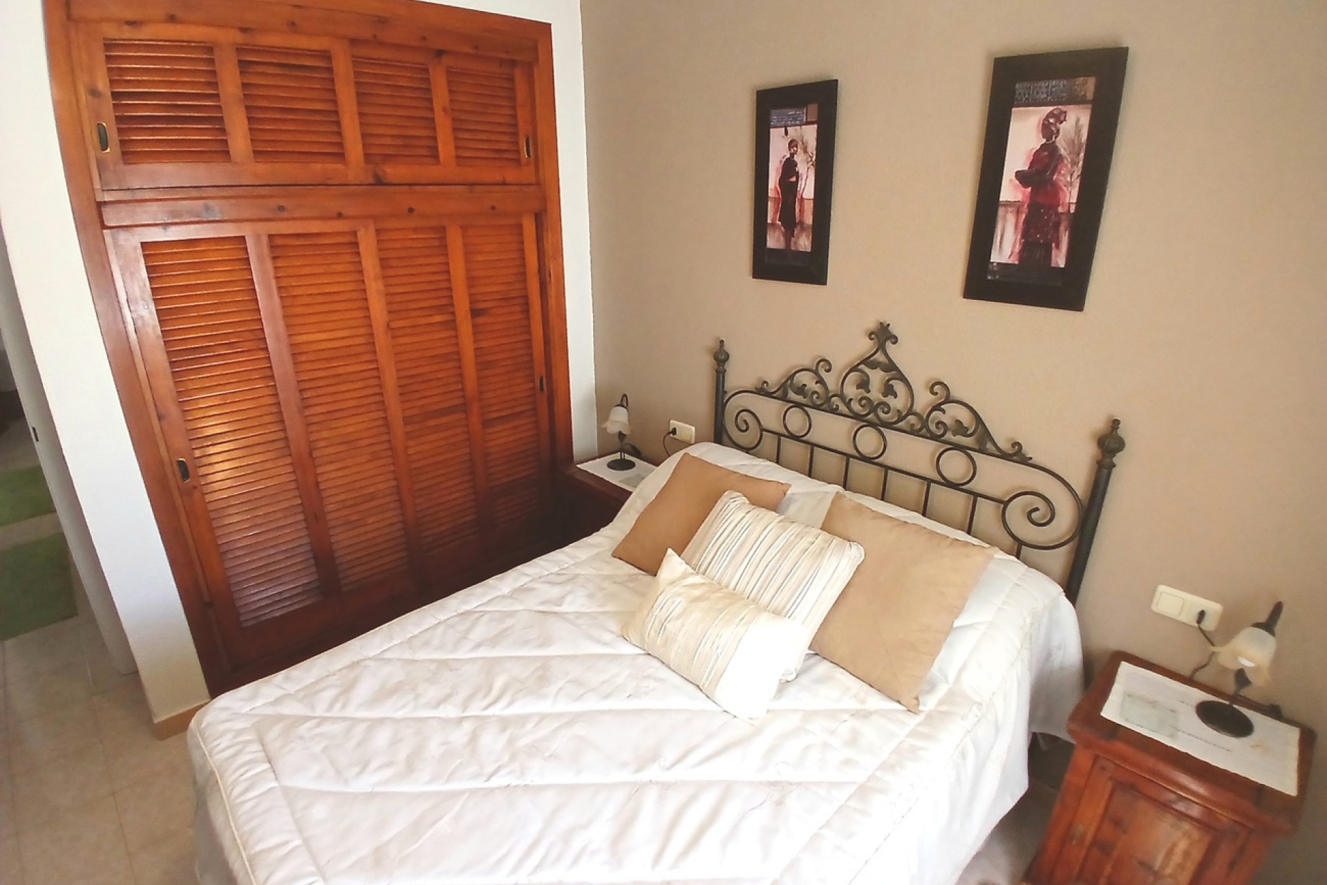 Brukt - Villa -
Villamartin - Costa Blanca