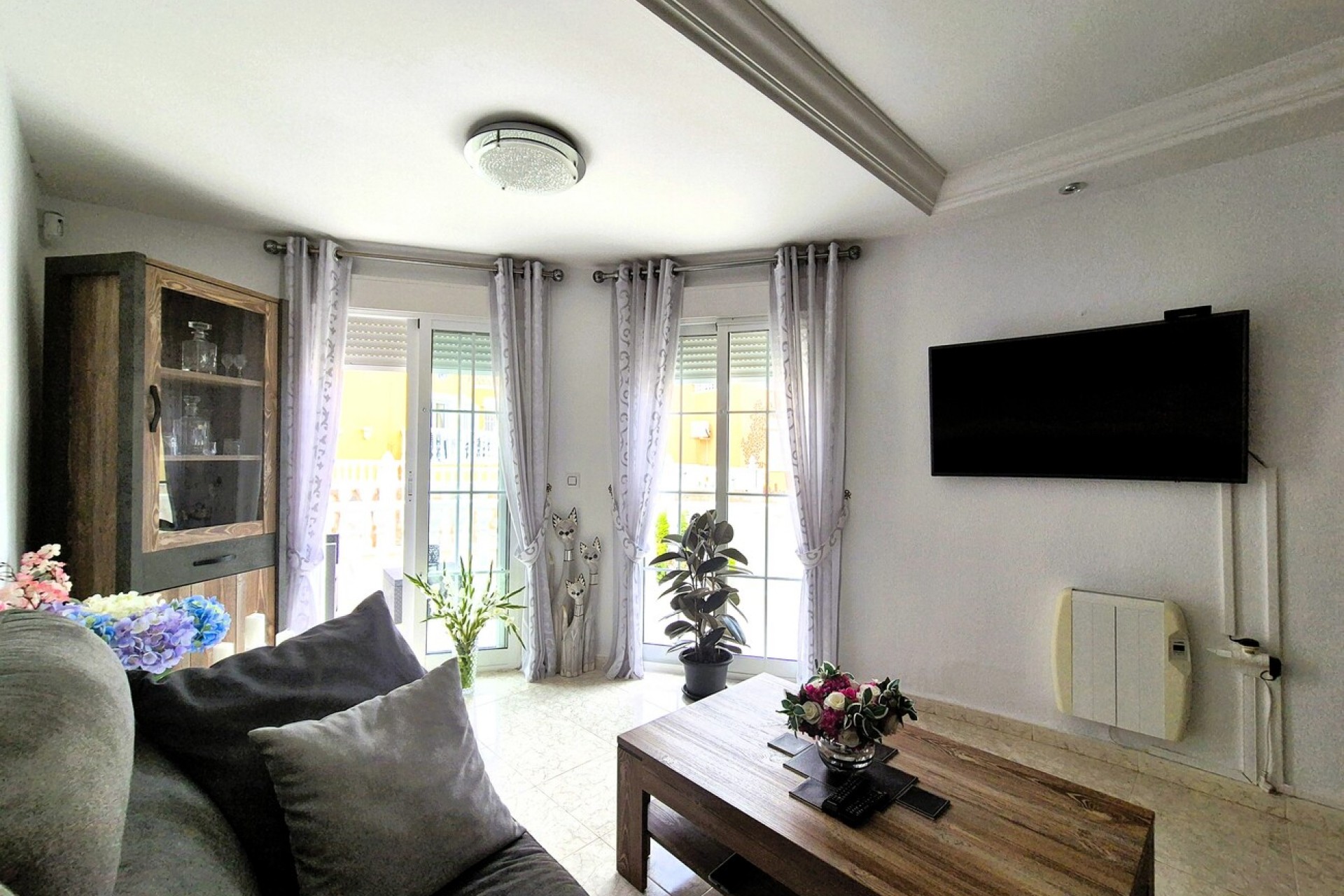 Brukt - Villa -
Villamartin - Costa Blanca