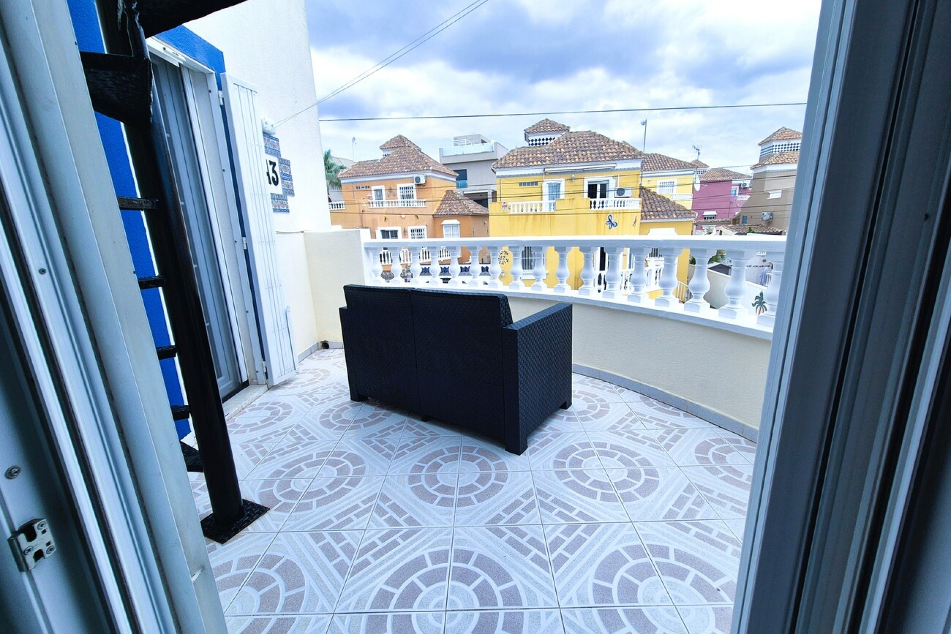 Brukt - Villa -
Villamartin - Costa Blanca