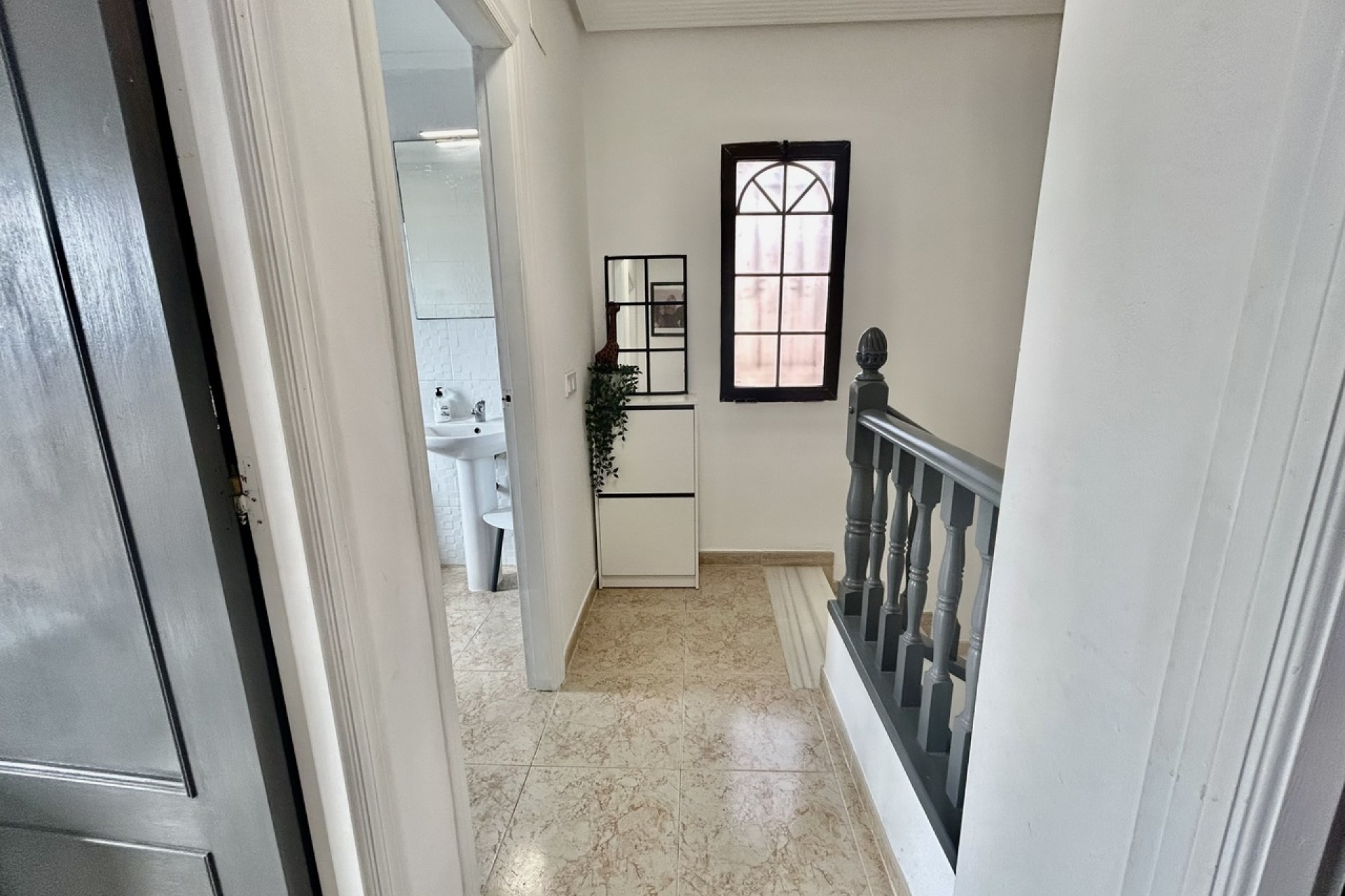 Brukt - Villa -
Villamartin - Costa Blanca