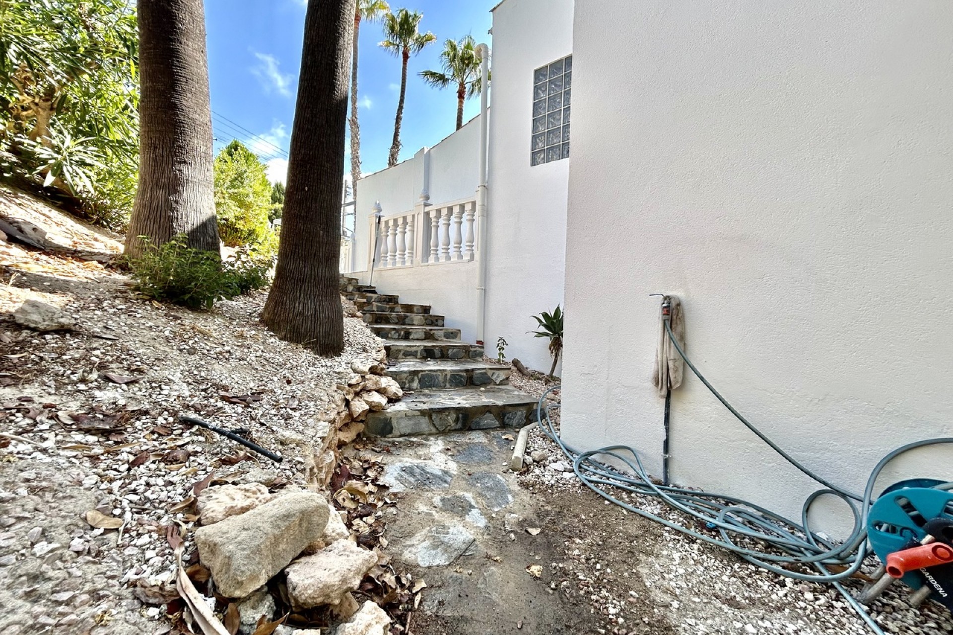 Brukt - Villa -
Villamartin - Costa Blanca