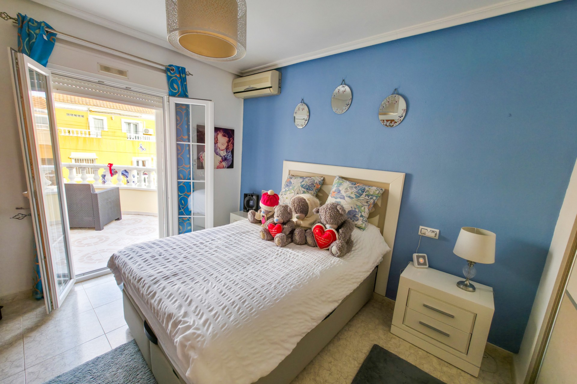 Brukt - Villa -
Villamartin - Costa Blanca
