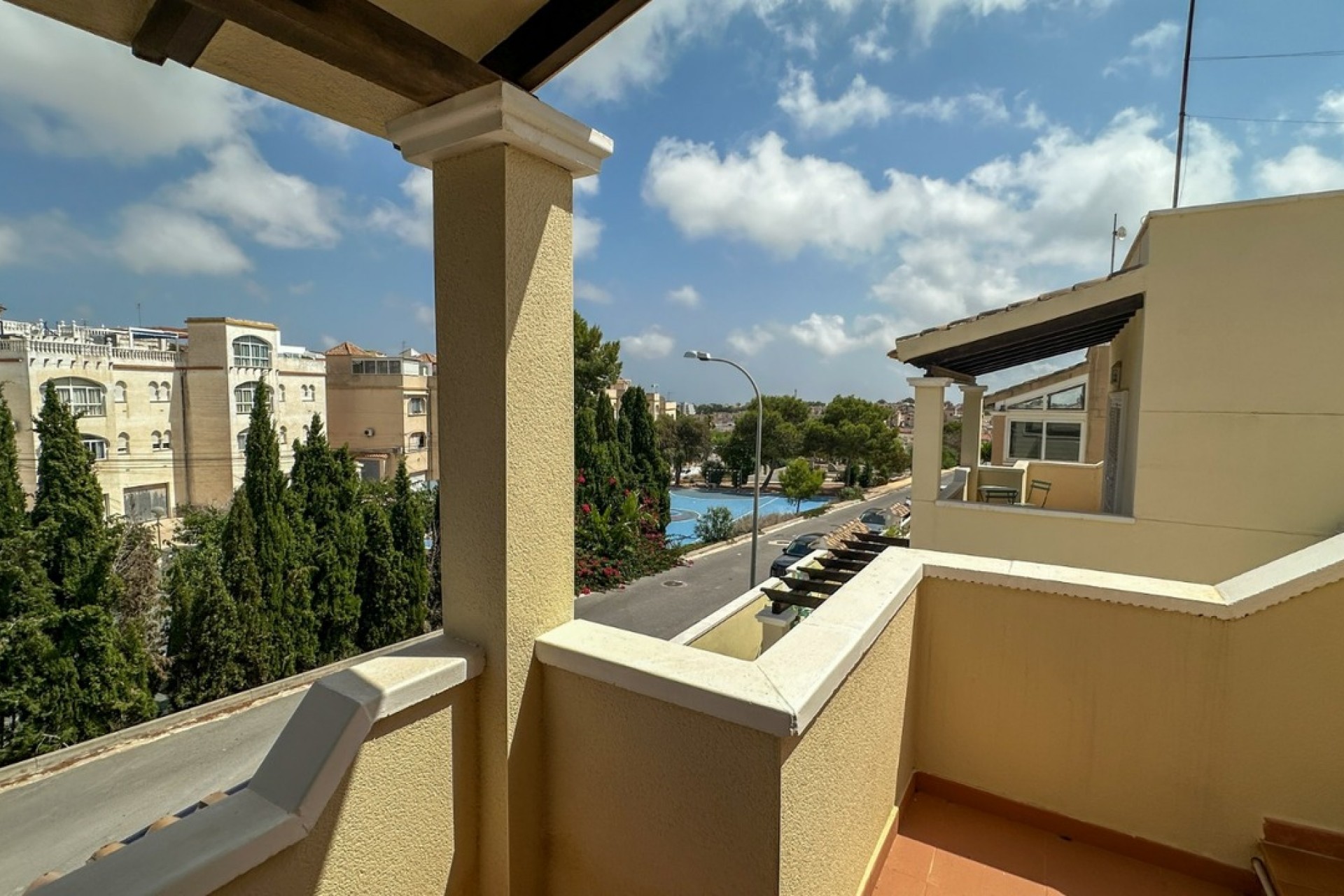 Brukt - Villa -
Villamartin - Costa Blanca