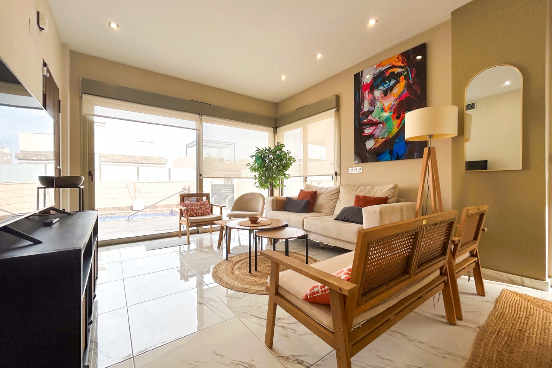 Brukt - Villa -
Villamartin - Costa Blanca