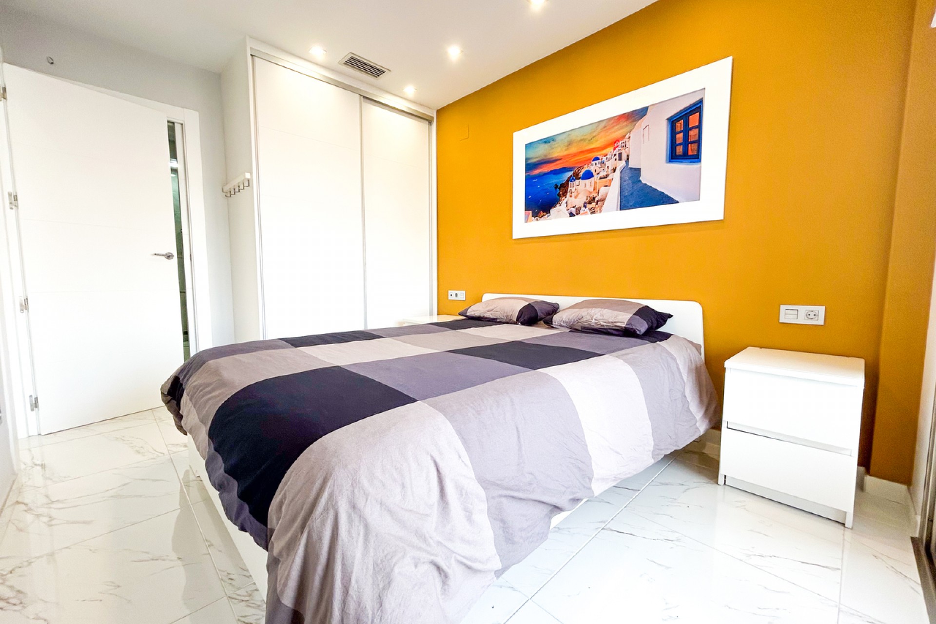 Brukt - Villa -
Villamartin - Costa Blanca