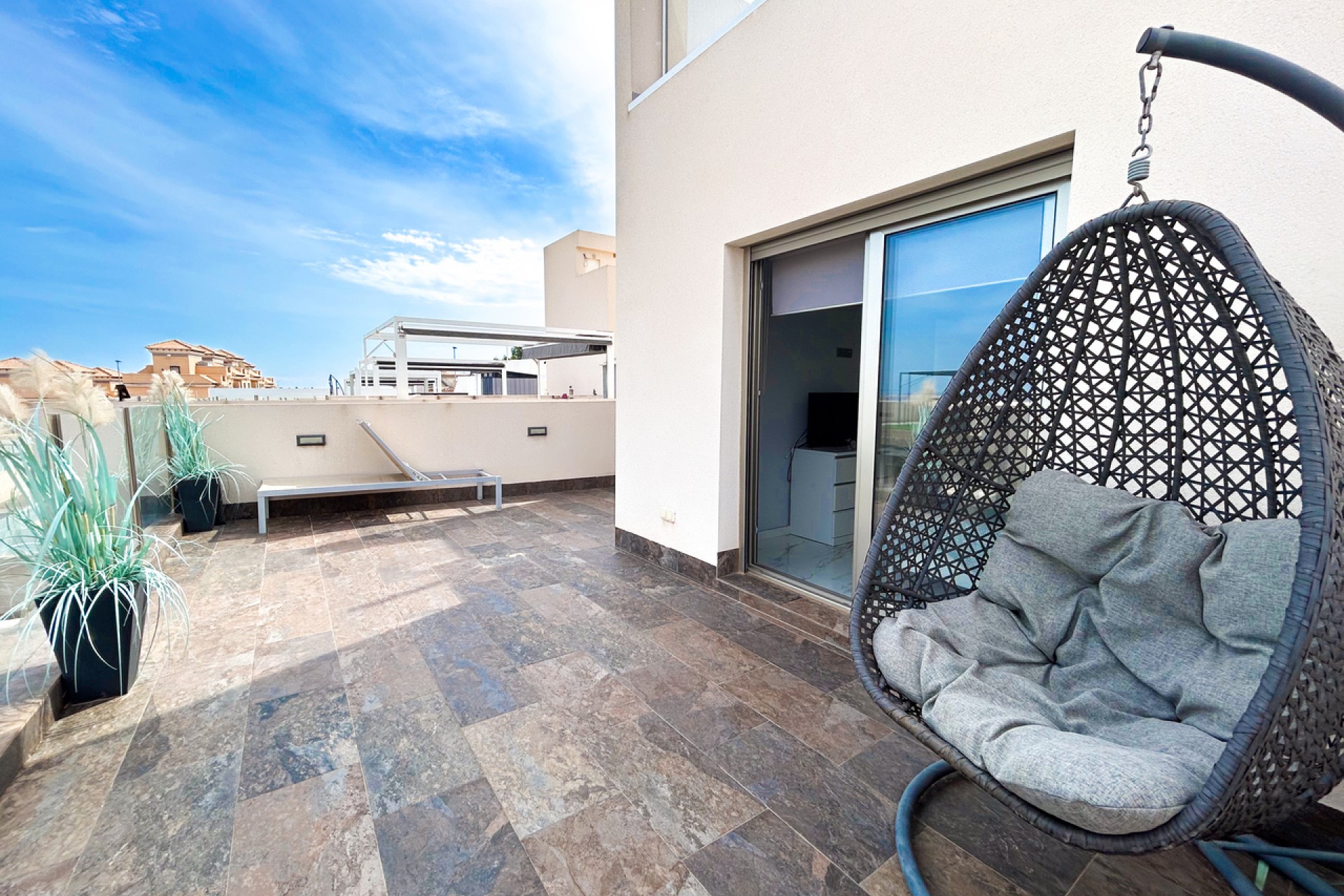Brukt - Villa -
Villamartin - Costa Blanca