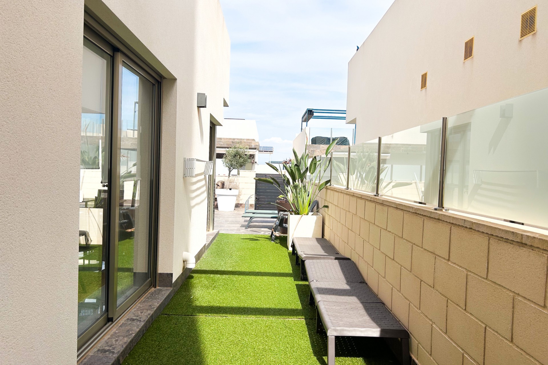 Brukt - Villa -
Villamartin - Costa Blanca