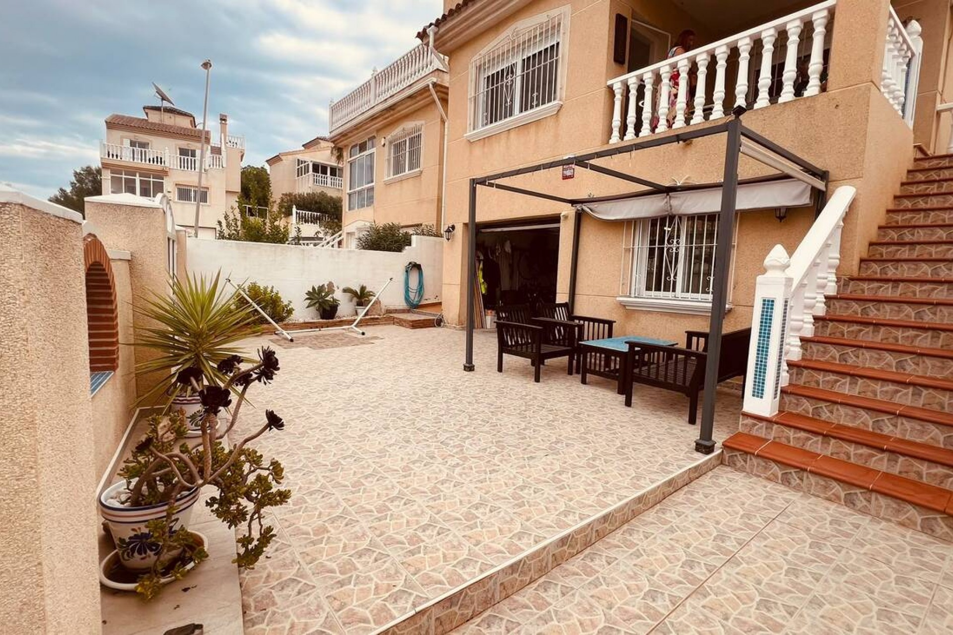 Brukt - Villa -
Villamartin - Costa Blanca