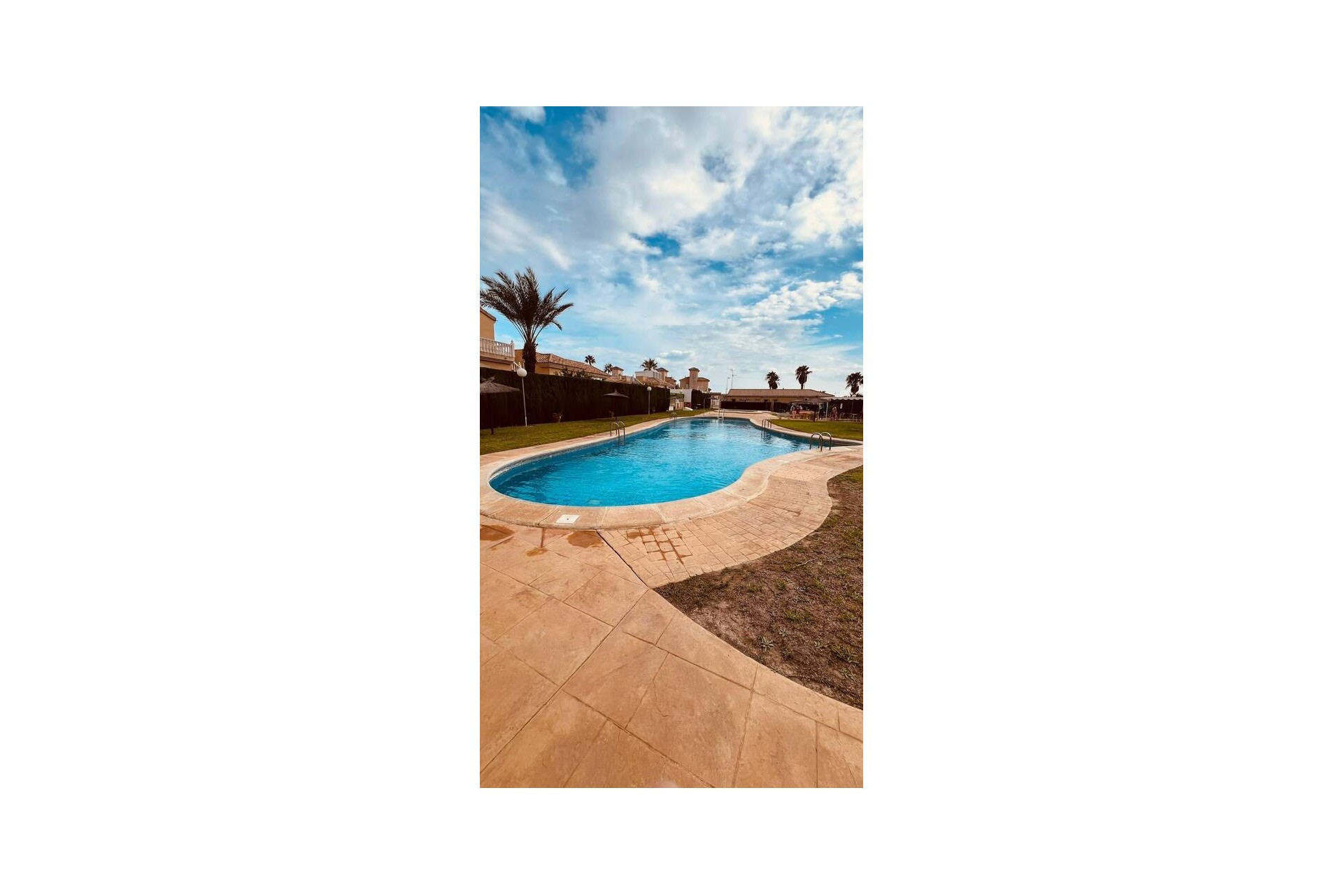 Brukt - Villa -
Villamartin - Costa Blanca