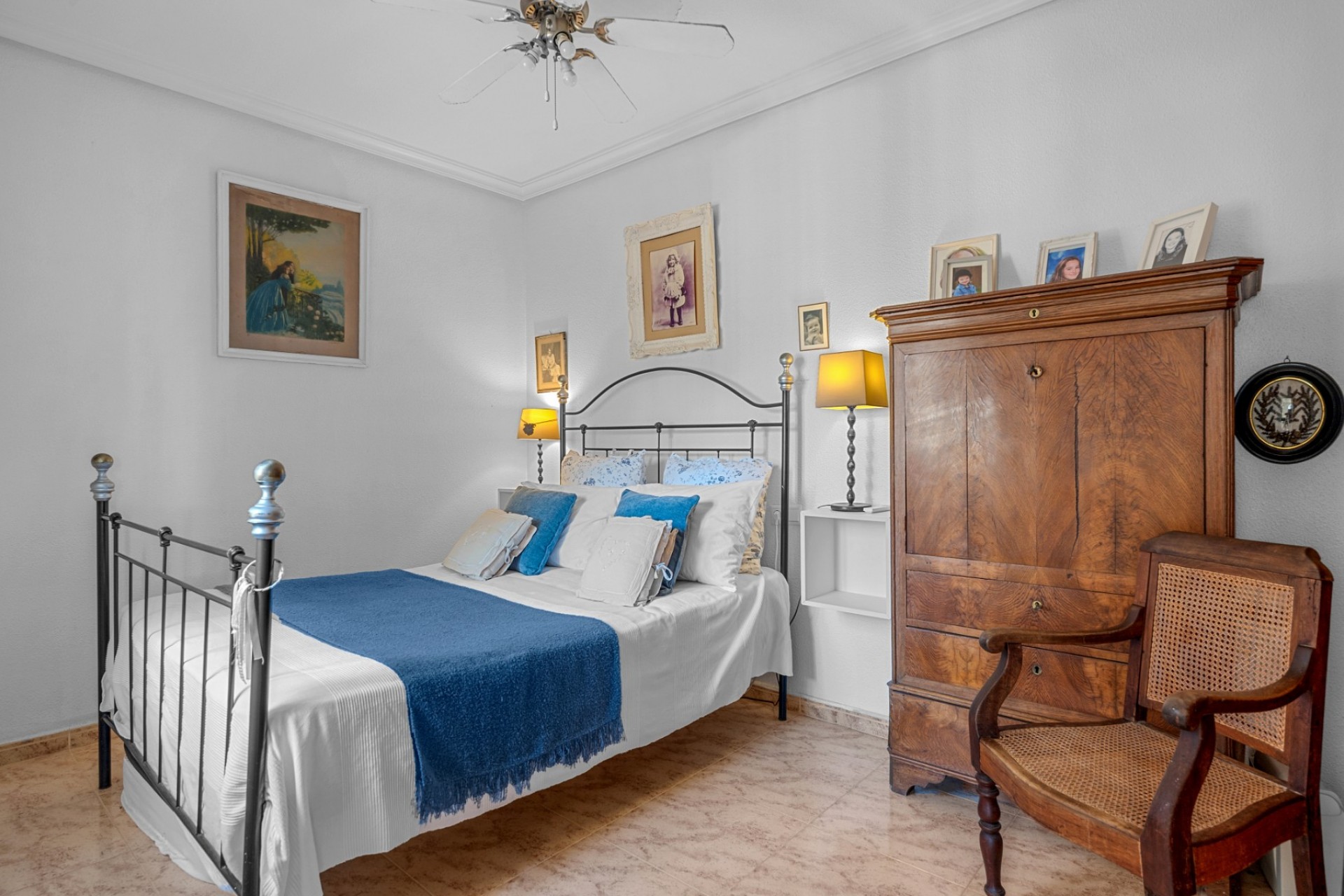 Brukt - Villa -
Villamartin - Costa Blanca