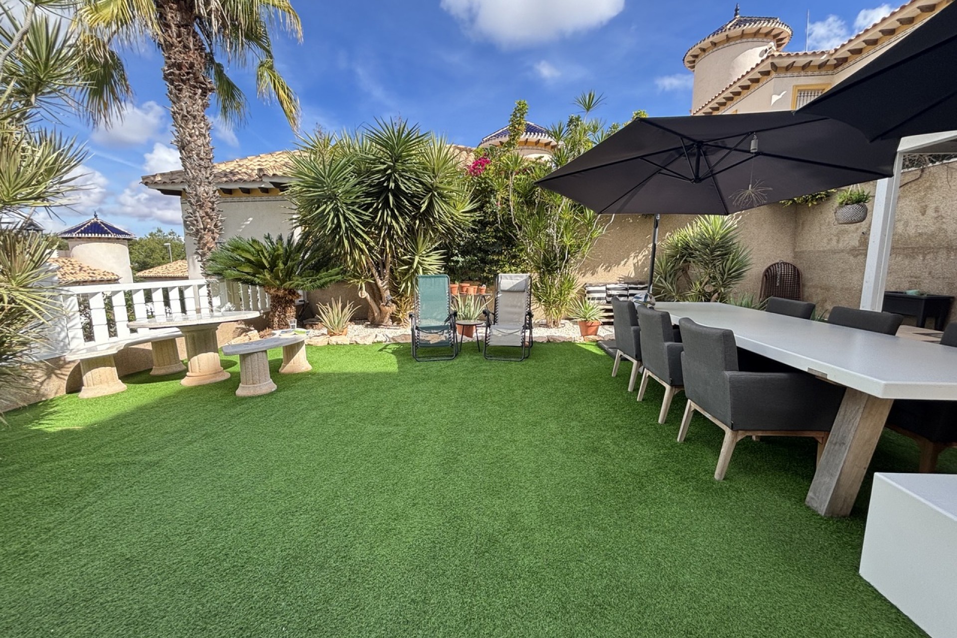 Brukt - Villa -
Villamartin - Costa Blanca