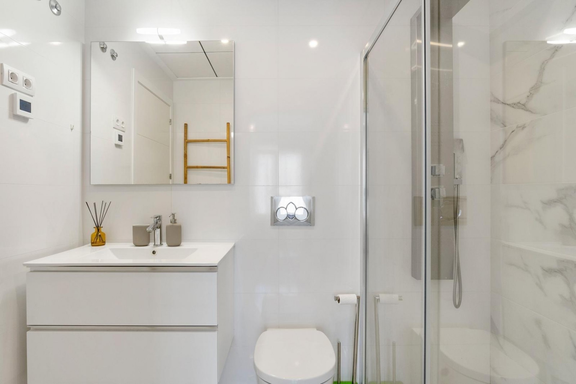 Brukt - Villa -
Villamartin - Orihuela Costa
