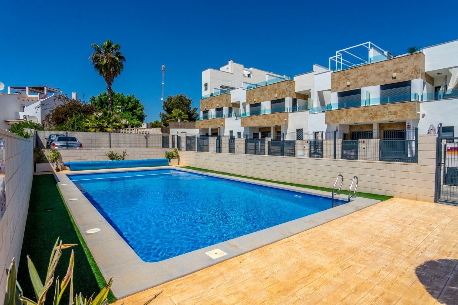 Brukt - Villa -
Villamartin - Orihuela Costa