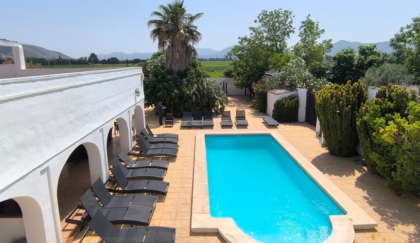 Brukt - Villa -
Villena - Inland