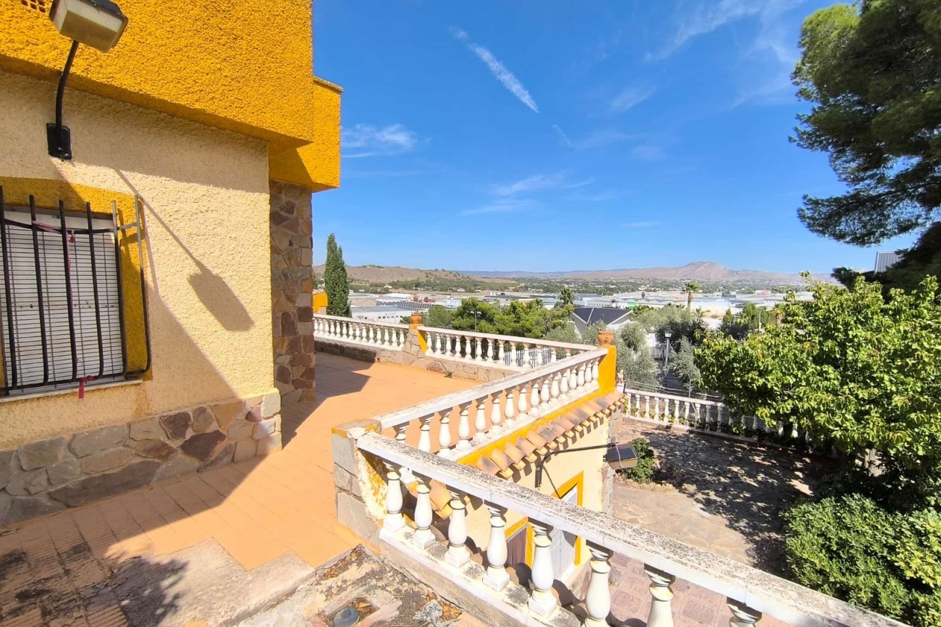 Brukt - Villa -
Yecla - Inland