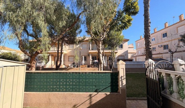 Bungalow - Återförsäljning - Orihuela Costa - Costa Blanca