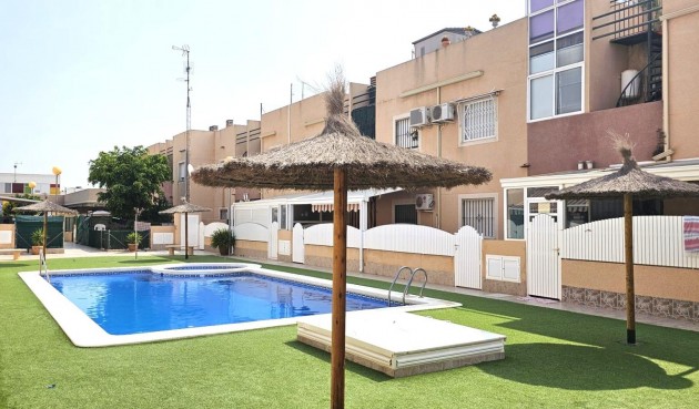 Bungalow - Återförsäljning - Santiago de la Ribera - San Blas