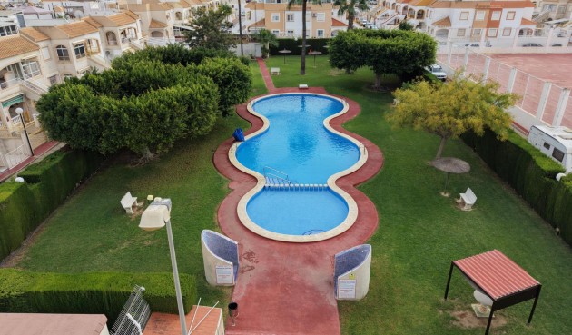 Bungalow - Återförsäljning - Torrevieja - El Limonar