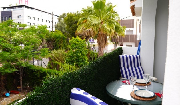 Bungalow - Återförsäljning - Torrevieja - Los Balcones