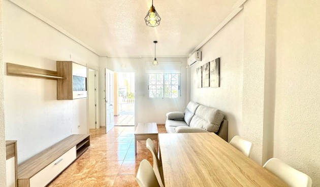 Bungalow - Återförsäljning - Torrevieja - Playa de los Locos