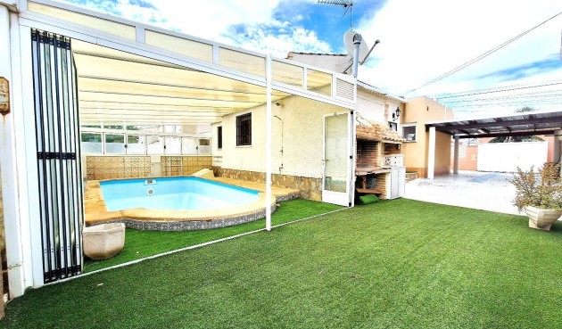 Bungalow - Återförsäljning - Torrevieja - San Luis