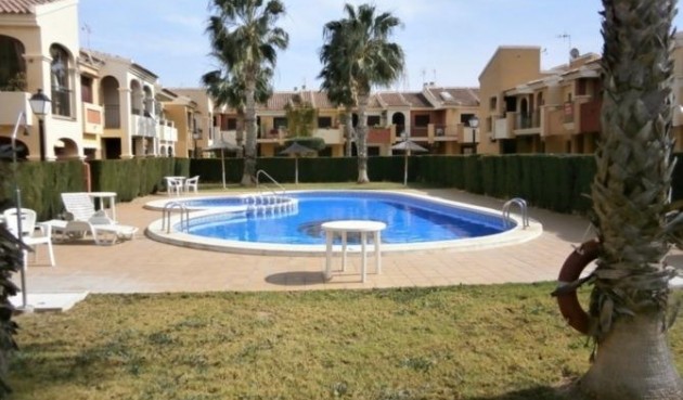 Bungalow - Återförsäljning - Torrevieja - Torretas