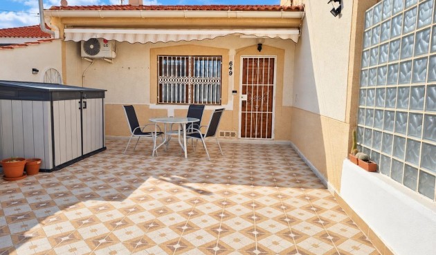 Bungalow - Återförsäljning - Torrevieja - Torretas