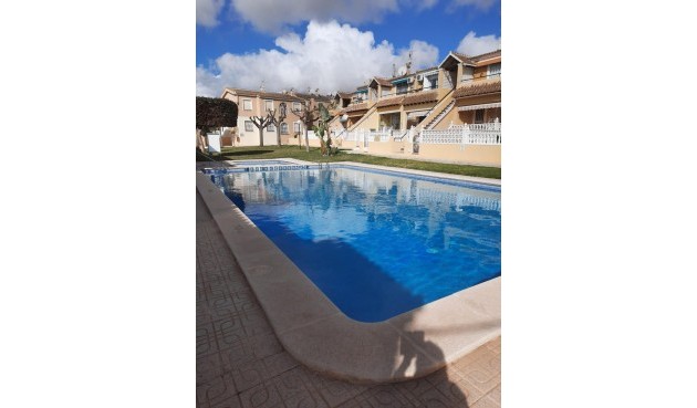 Bungalow - Brukt - San Miguel de Salinas - BO-39656