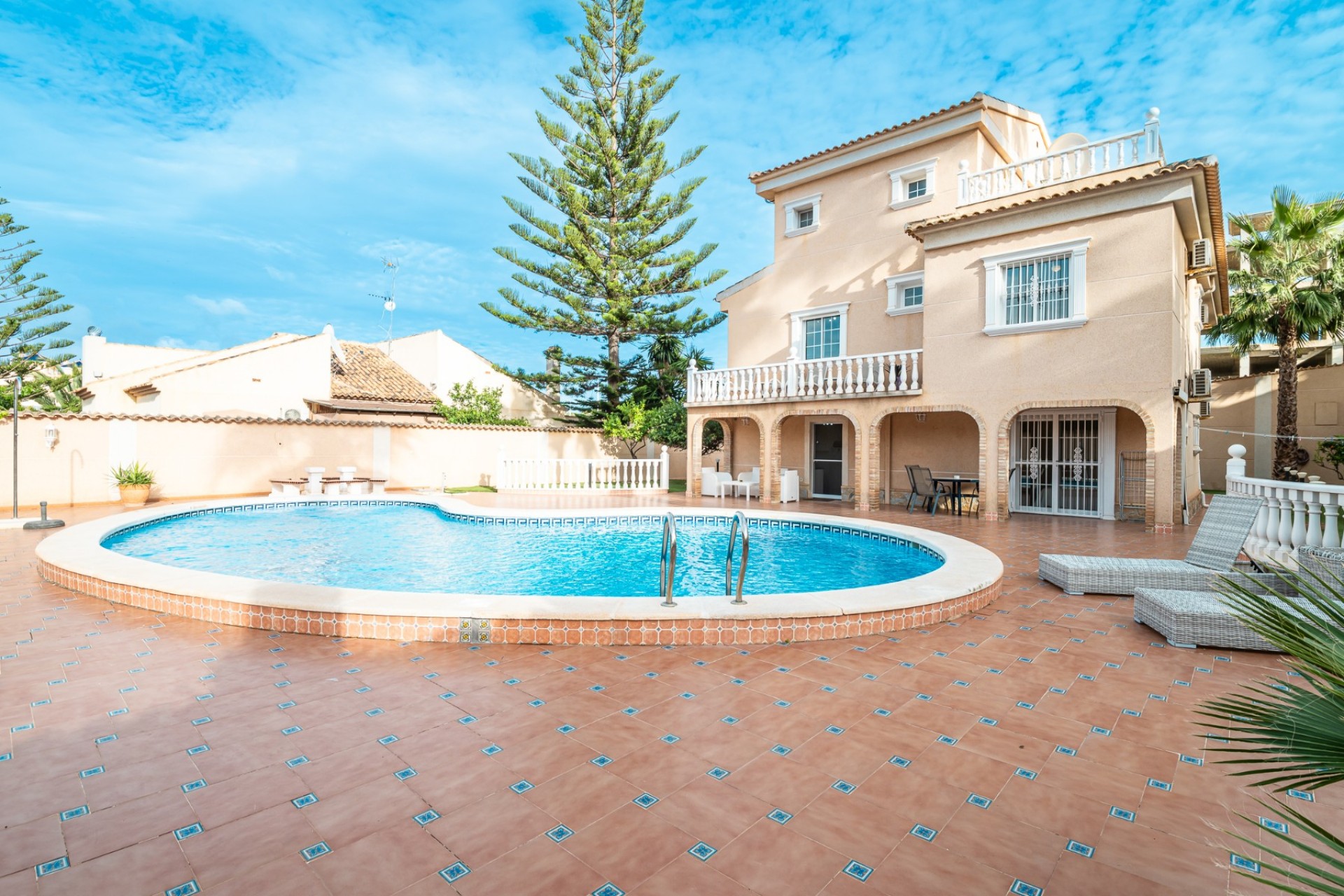 Korttidsleie - Hytte -
Orihuela Costa - La Zenia