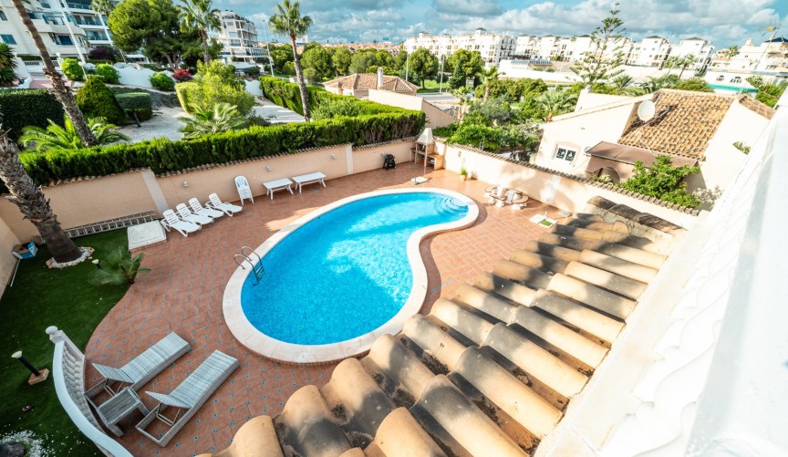 Korttidsleie - Hytte -
Orihuela Costa - La Zenia