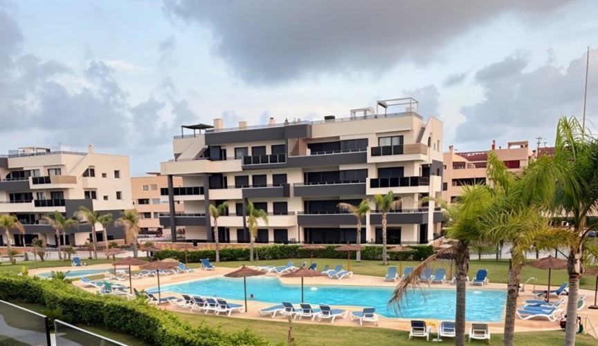 Korttidsuthyrning - Apartment -
Punta Prima - Costa Blanca