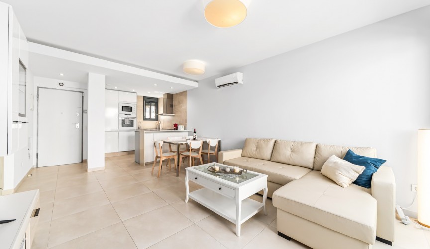 Korttidsuthyrning - Apartment -
Punta Prima - Costa Blanca
