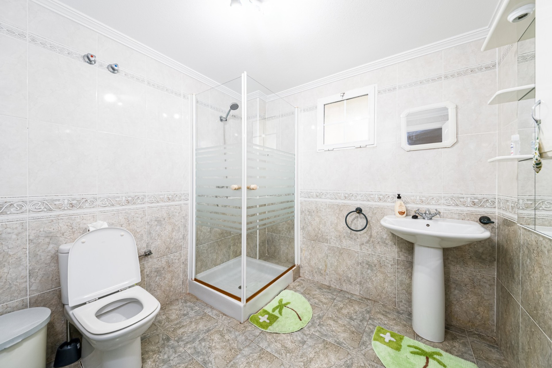 Korttidsuthyrning - Chalet -
La Zenia - Costa Blanca