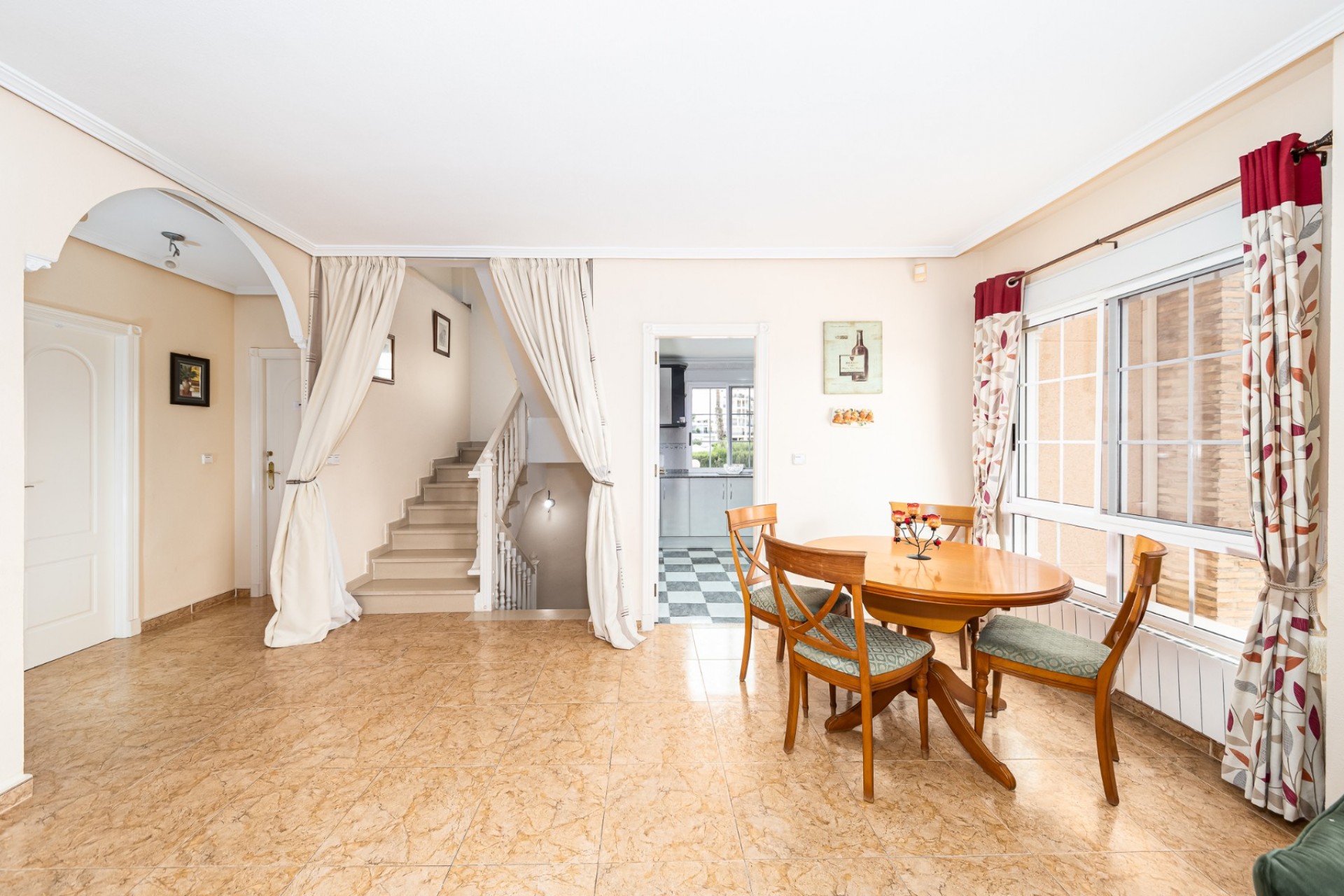 Korttidsuthyrning - Chalet -
Orihuela Costa - La Zenia