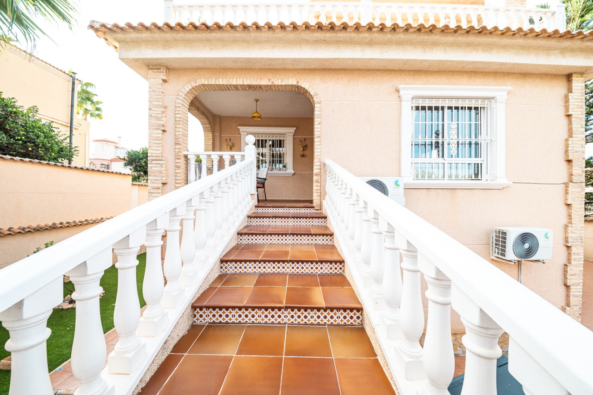 Korttidsuthyrning - Chalet -
Orihuela Costa - La Zenia