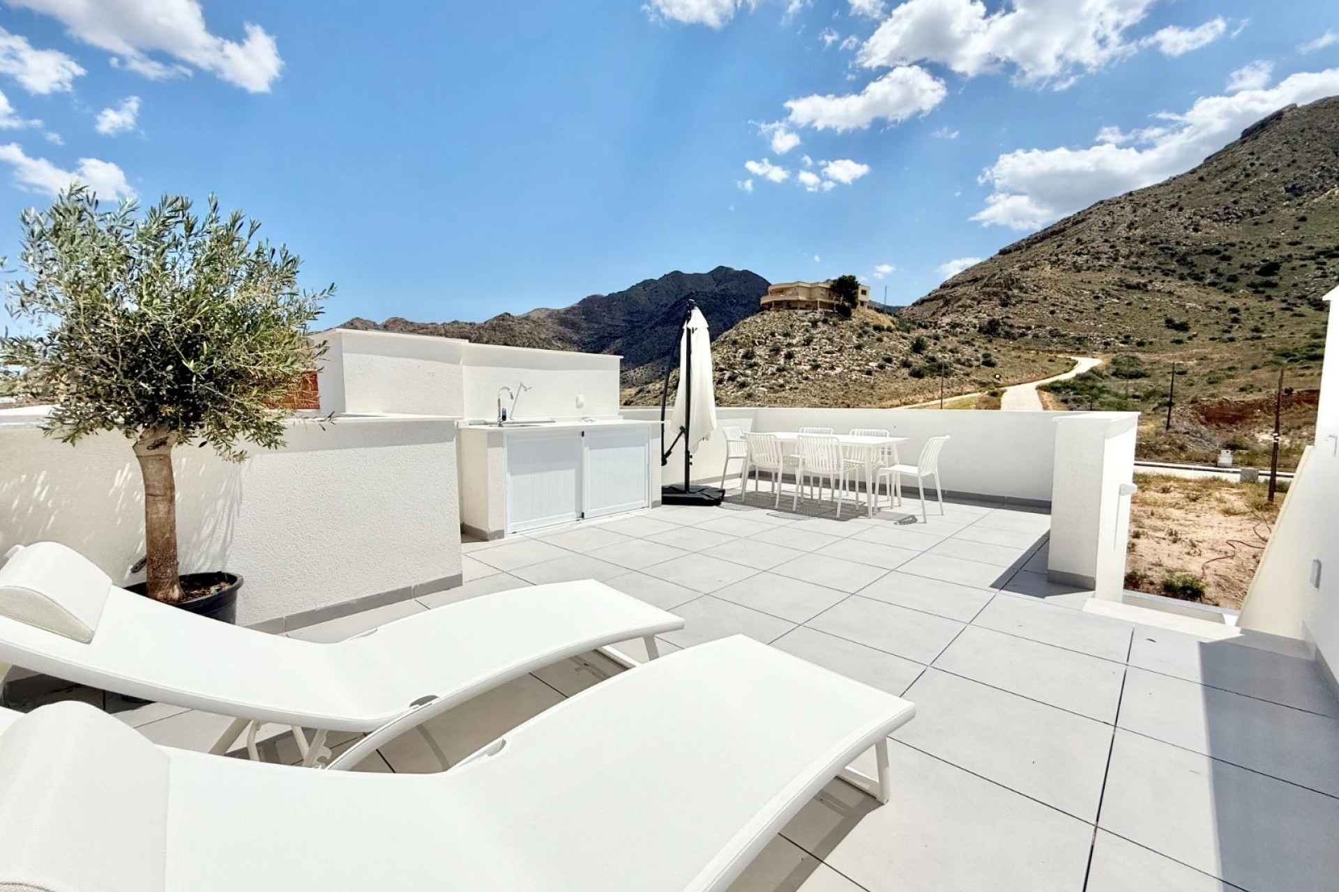 New Build - Town House -
Cox - San Fernando