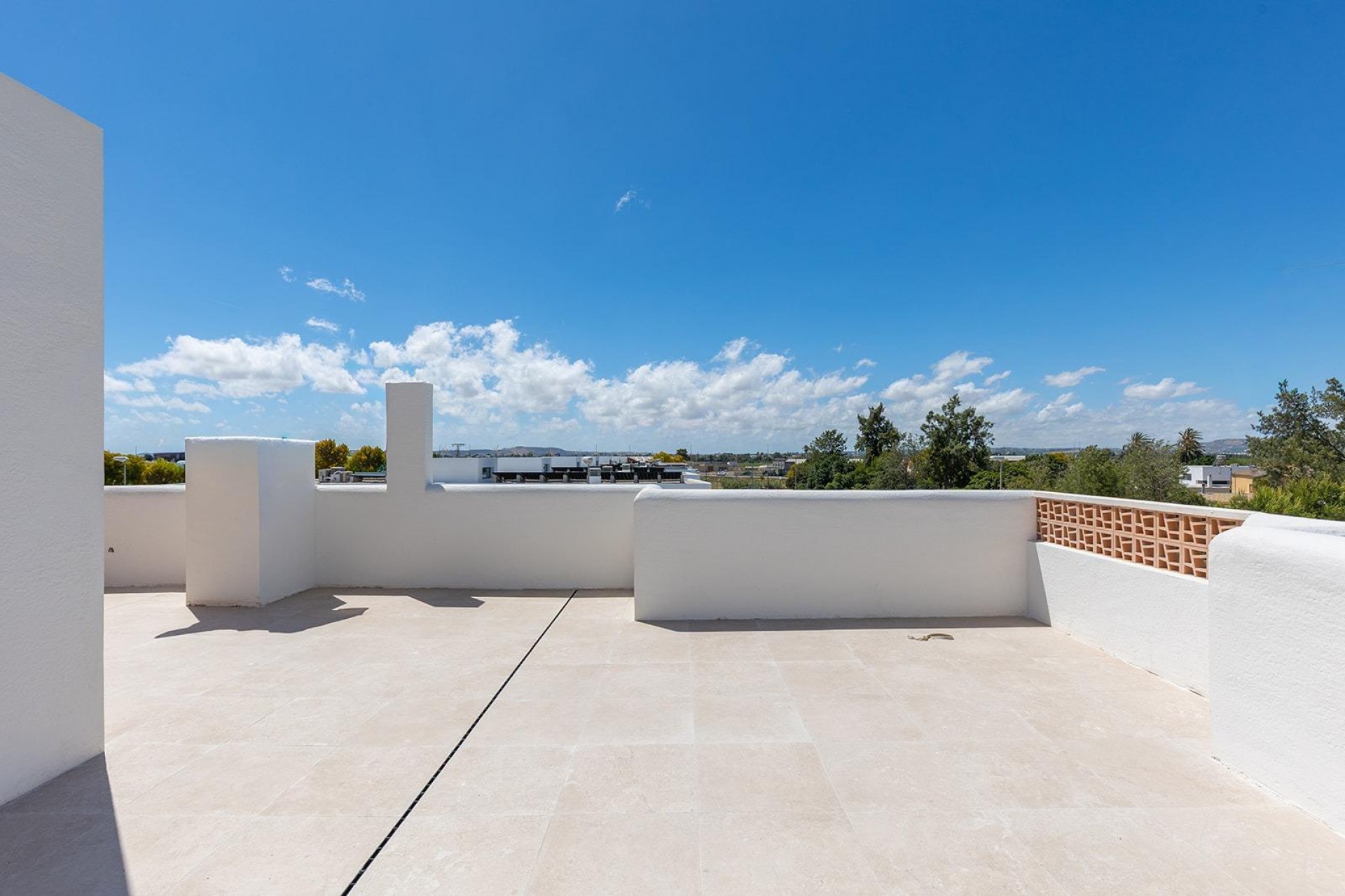Nybygg - Bungalow -
Dolores - Sector 3